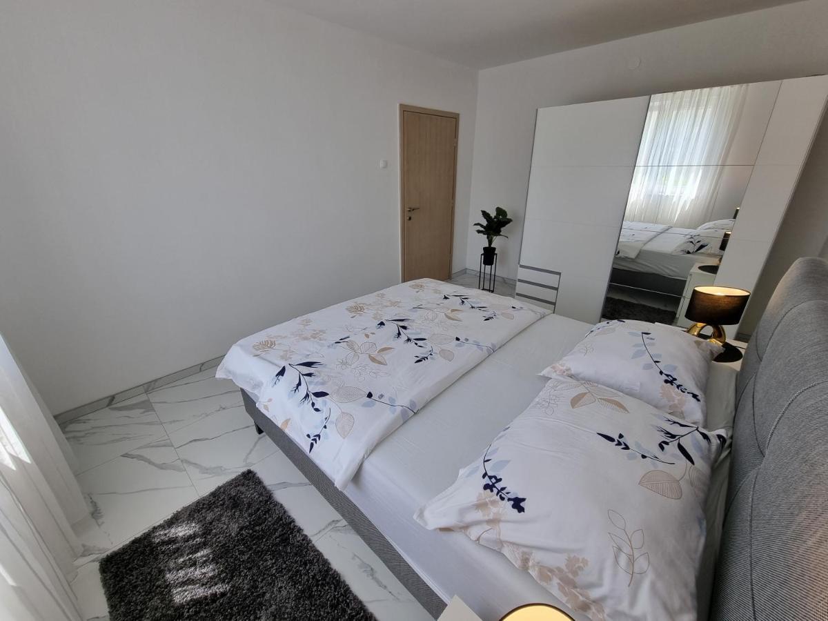 Apartman Striga 크리크베니카 외부 사진